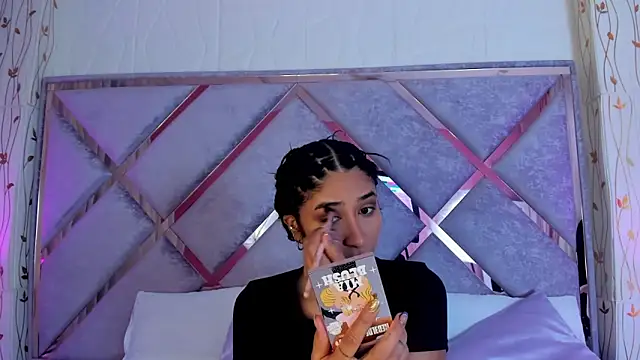  lanna jhonson  online show from 03.07.25