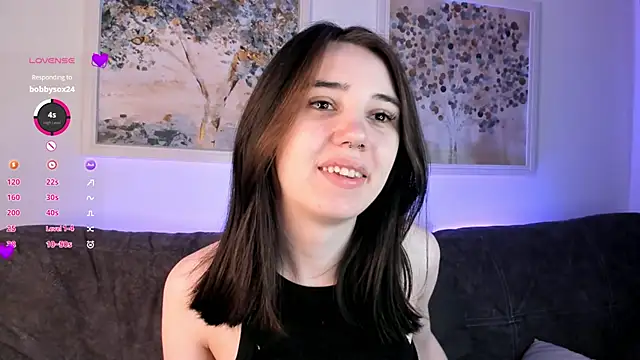 GillianDowdey online show from 02.05.25