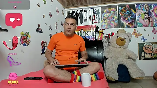 Snapshot of nathan_sanchez chatting on 01.28.25 nathan sanchez online show from 01.28.25