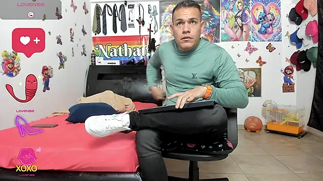 Snapshot of nathan_sanchez chatting on 01.30.25 nathan sanchez online show from 01.30.25