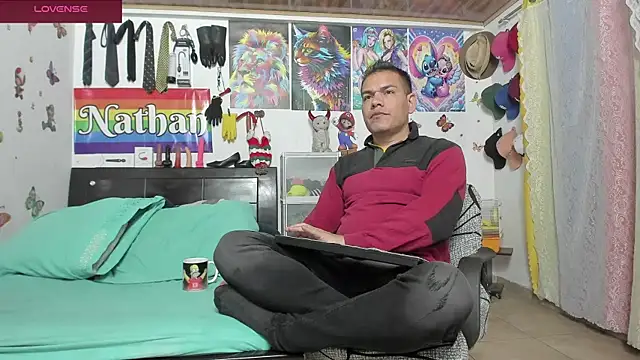 Snapshot of nathan_sanchez chatting on 10.05.25 nathan sanchez online show from 10.05.25