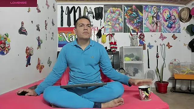 Snapshot of nathan_sanchez chatting on 10.09.25 nathan sanchez online show from 10.09.25