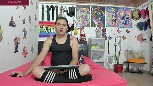 Snapshot of nathan_sanchez chatting on 10.10.25 nathan sanchez online show from 10.10.25