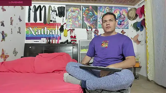 Snapshot of nathan_sanchez chatting on 10.11.25 nathan sanchez online show from 10.11.25