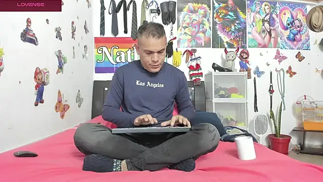 Snapshot of nathan_sanchez chatting on 10.19.25 nathan sanchez online show from 10.19.25