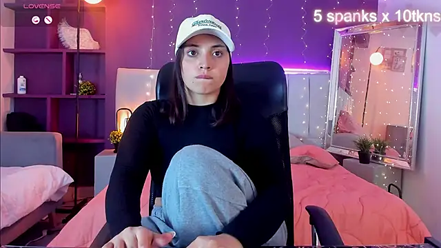 VickyBuunny online show from 03.15.25