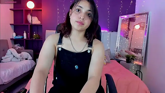 VickyBuunny online show from 03.19.25