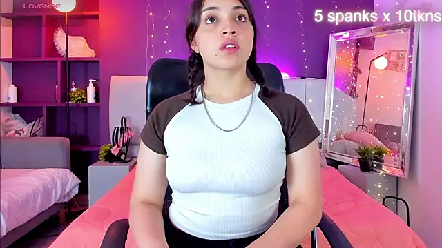 VickyBuunny online show from 03.20.25