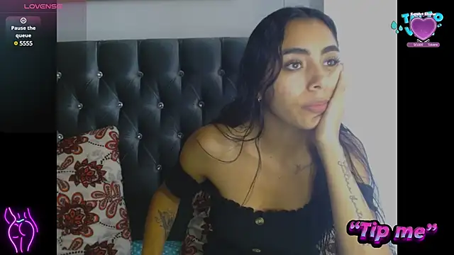 AntonellaAndNoah online show from 01.04.25