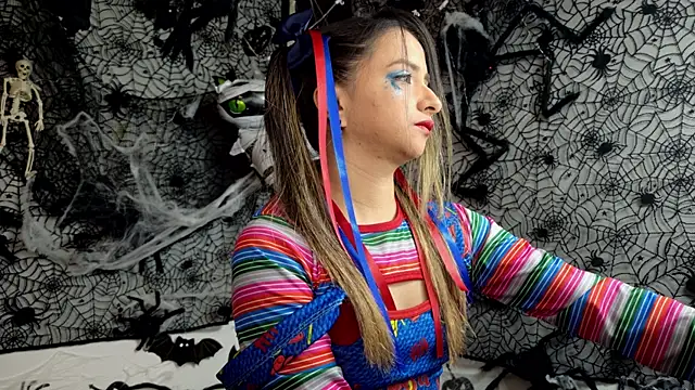 julietta   jackson online show from 10.31.25