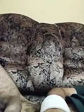 Snapshot of indian___fucker chatting on 10.27.25 indian fucker online show from 10.27.25