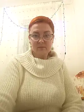 Snapshot of YourTenderness45 chatting on 12.28.24 YourTenderness45 online show from 12.28.24