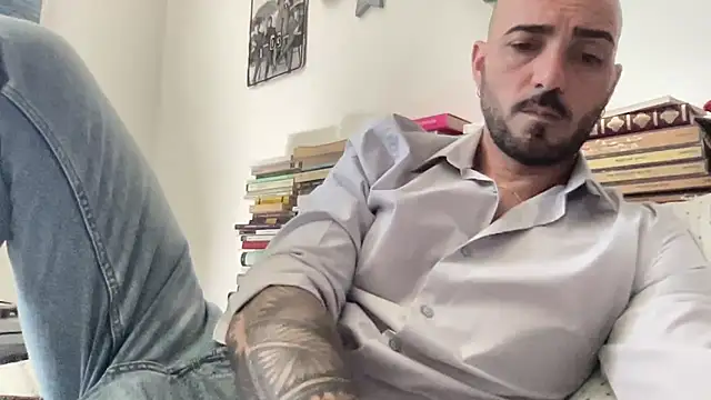 alessandromori91 online show from 05.12.26