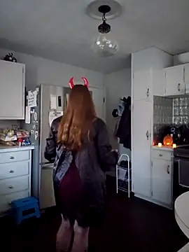 MsShelby40 online show from 10.31.25