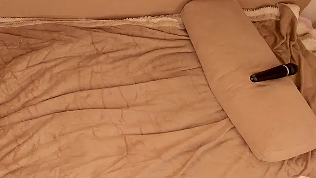 VelvetAnna online show from 09.26.25