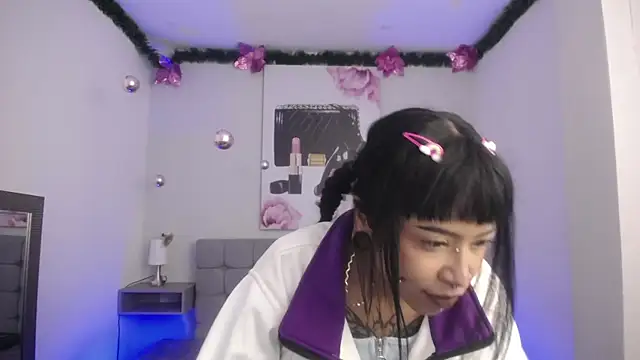 Snapshot of Violetta_Suky chatting on 01.27.25 Violetta Suky online show from 01.27.25