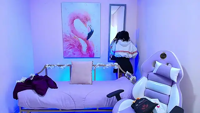 Snapshot of Violetta_Suky chatting on 02.04.25 Violetta Suky online show from 02.04.25