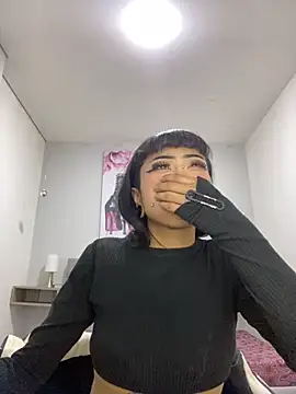 Snapshot of Violetta_Suky chatting on 09.20.25 Violetta Suky online show from 09.20.25