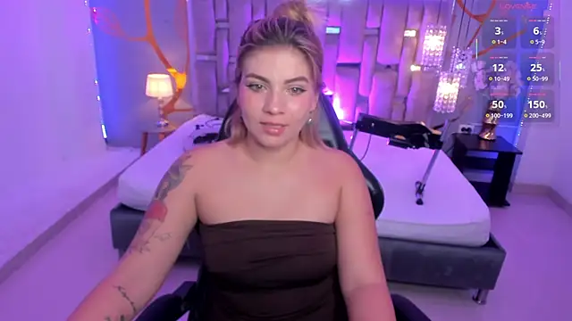 AlessiaDouce online show from 11.09.25