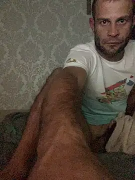 Snapshot of Zbochunec chatting on 10.27.25 Zbochunec online show from 10.27.25