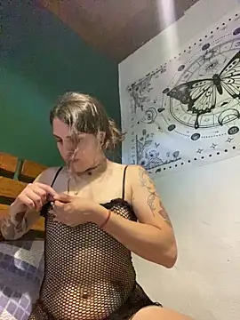 isadelasestrellas online show from 12.20.25