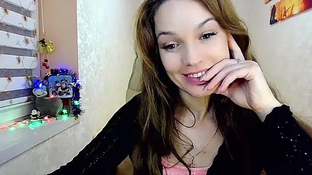 impossibleluna online show from 12.18.24