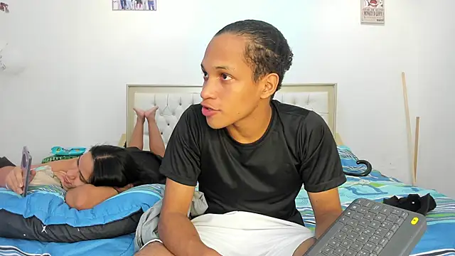 fenixonfire  online show from 01.15.25