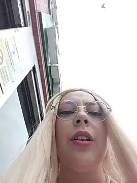 madelaine- online show from 02.21.26