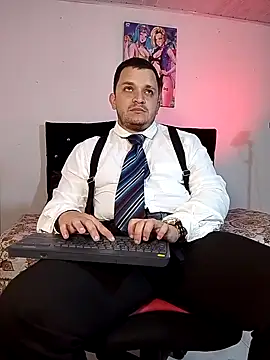 Snapshot of tony_landri chatting on 10.17.25 tony landri online show from 10.17.25