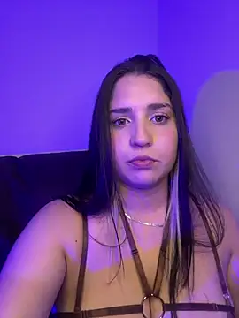 Snapshot of valentina_jonnes1 chatting on 05.17.26 valentina jonnes1 online show from 05.17.26