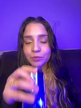 Snapshot of valentina_jonnes1 chatting on 07.11.26 valentina jonnes1 online show from 07.11.26