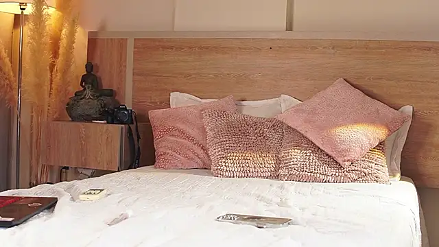 AliceShazaham  online show from 02.08.26