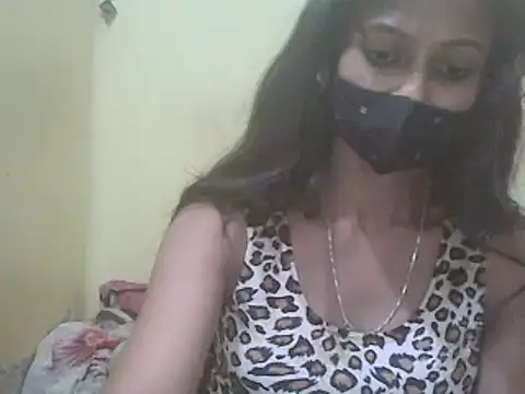 Snapshot of JENIFER_PUNE chatting on 12.30.24 JENIFER PUNE online show from 12.30.24