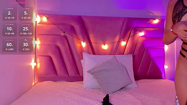 littleebonymommy online show from 10.22.25