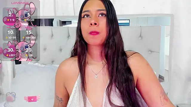 AnnaQueen  online show from 12.11.24