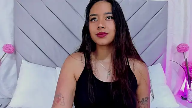 AnnaQueen  online show from 01.15.25