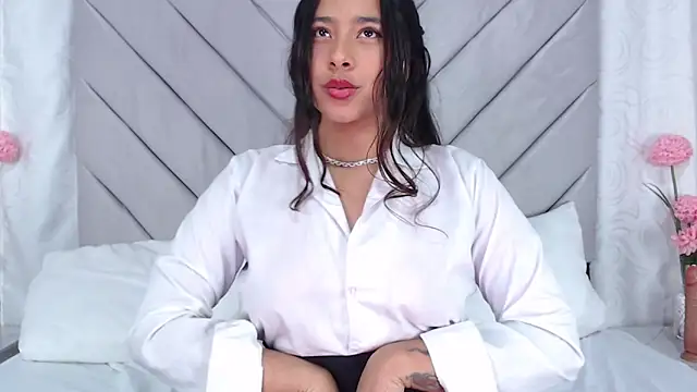 AnnaQueen  online show from 03.07.25