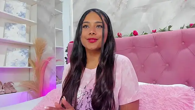 AnnaQueen  online show from 09.15.25