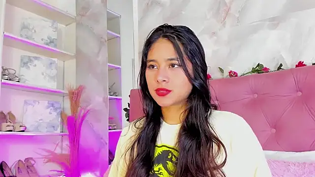 AnnaQueen  online show from 10.29.25