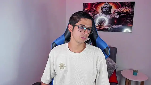 Snapshot of Ethan_Sai___ chatting on 03.07.25 Ethan Sai online show from 03.07.25