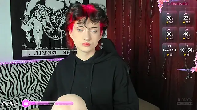 Snapshot of Vailyreb_ chatting on 12.10.24 Vailyreb online show from 12.10.24