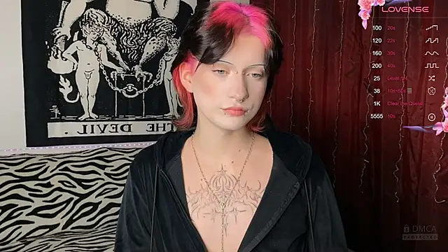 Snapshot of Vailyreb_ chatting on 02.04.25 Vailyreb online show from 02.04.25