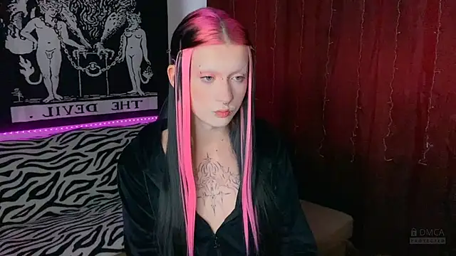 Snapshot of Vailyreb_ chatting on 02.12.25 Vailyreb online show from 02.12.25