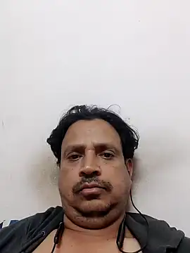 Snapshot of Raj1043 chatting on 12.15.24 Raj1043 online show from 12.15.24