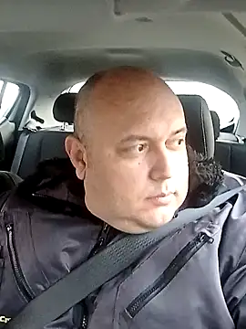 Snapshot of BigromeoXX chatting on 01.23.25 BigromeoXX online show from 01.23.25