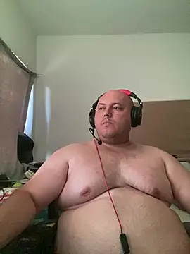 Snapshot of BigromeoXX chatting on 07.12.26 BigromeoXX online show from 07.12.26