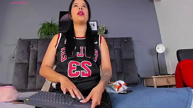 DulceAurora   online show from 03.30.26