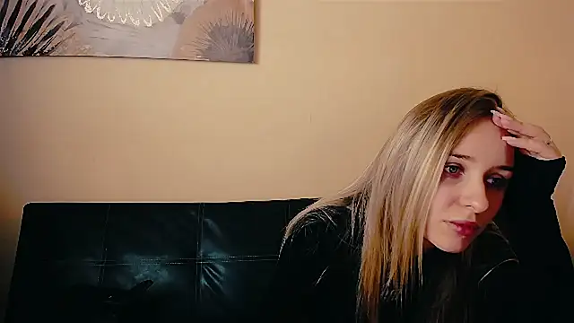 Snapshot of _Nicole_new chatting on 03.22.26 Nicole new online show from 03.22.26