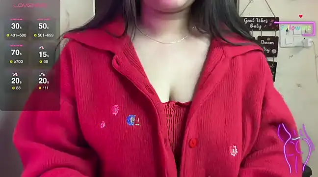 Snapshot of priyankaaa_ chatting on 12.11.24 priyankaaa online show from 12.11.24