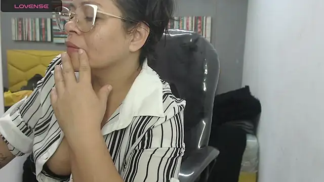 Snapshot of sexy_lady_0 chatting on 01.26.25 sexy lady 0 online show from 01.26.25